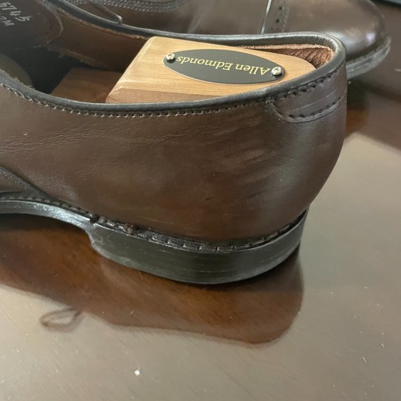 $400 Allen Edmonds Fifth Avenue Cap-toe Oxford , Brown - Size 9 D - Picture 7 of 8